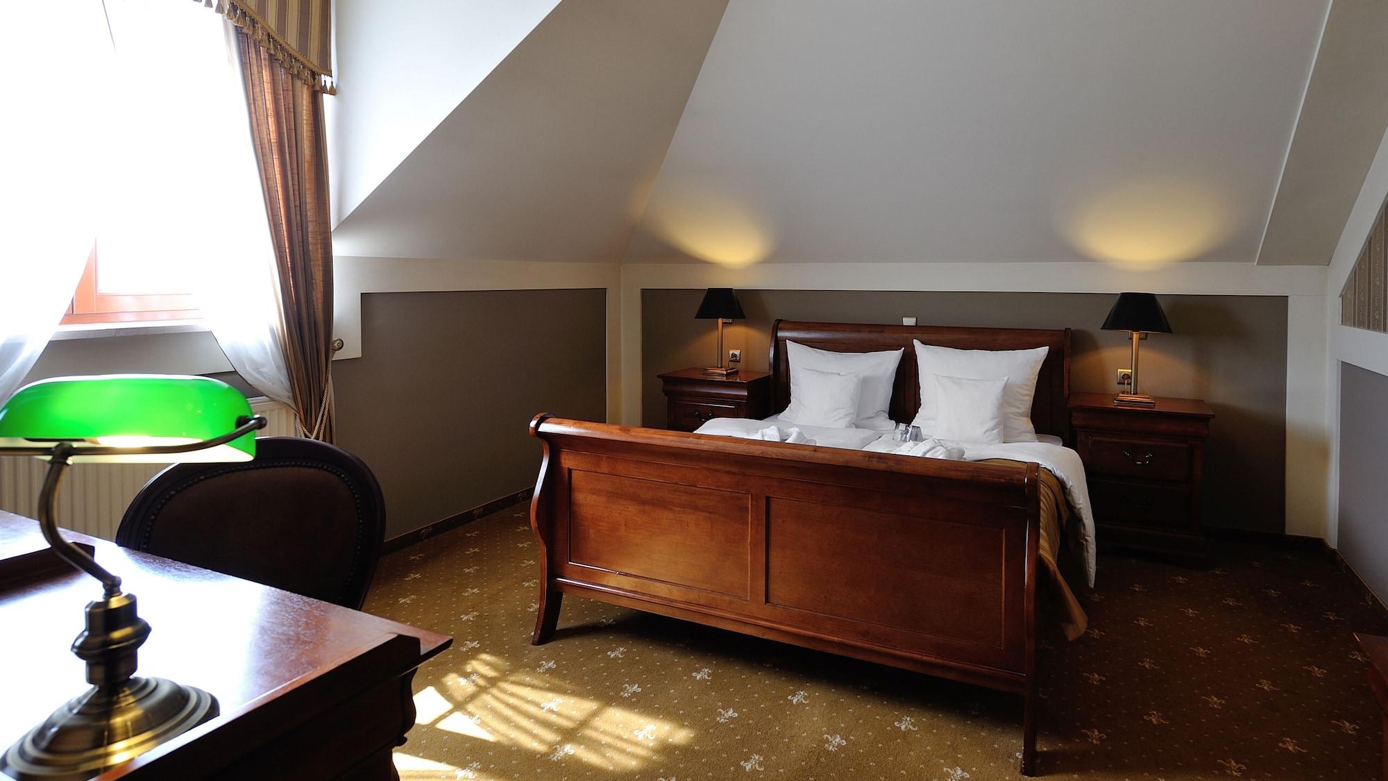 Hotel Diament Arsenal Palace Katowice - Chorzów Buitenkant foto